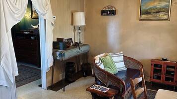 Huis, uitzicht op bergen | Interieur