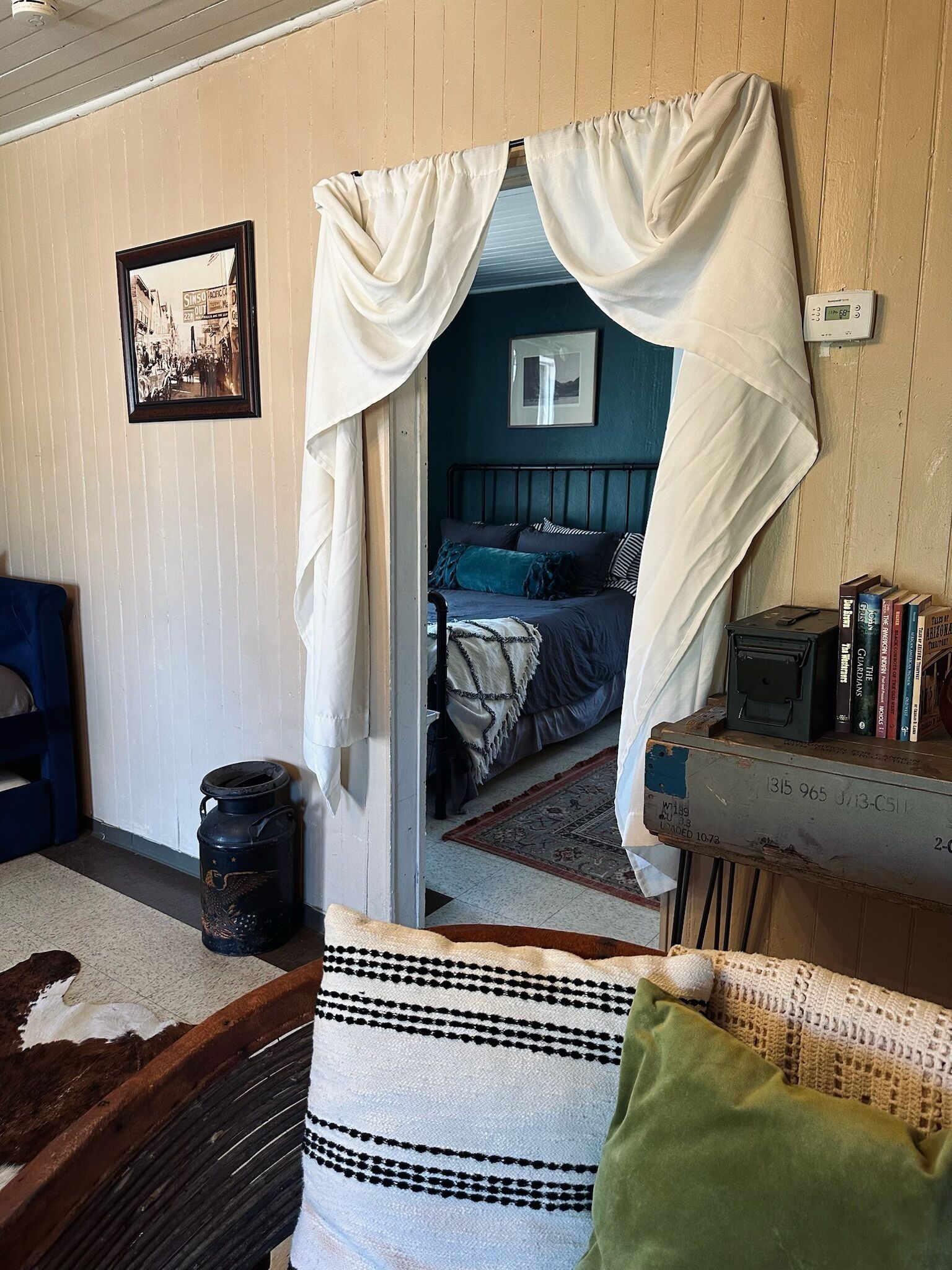 House, Mountain View | Iron/ironing board, free WiFi