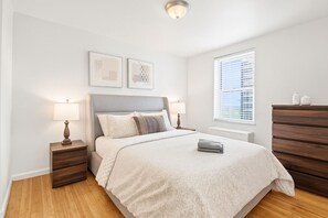 2 bedrooms, iron/ironing board, WiFi, bed sheets