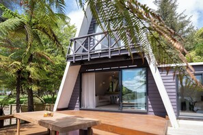 Terrace/patio - Okawa Bay Lakeside - Lake Rotoiti A-Frame (Rotorua)