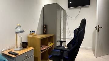 Comfort Double Room, Courtyard View | Desk, laptop workspace, free WiFi