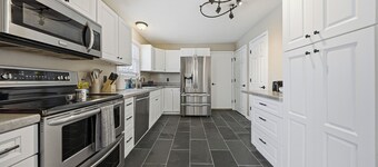 4 Bedroom•Pet Friendly•Fire Pit•Ping Pong•BBQ