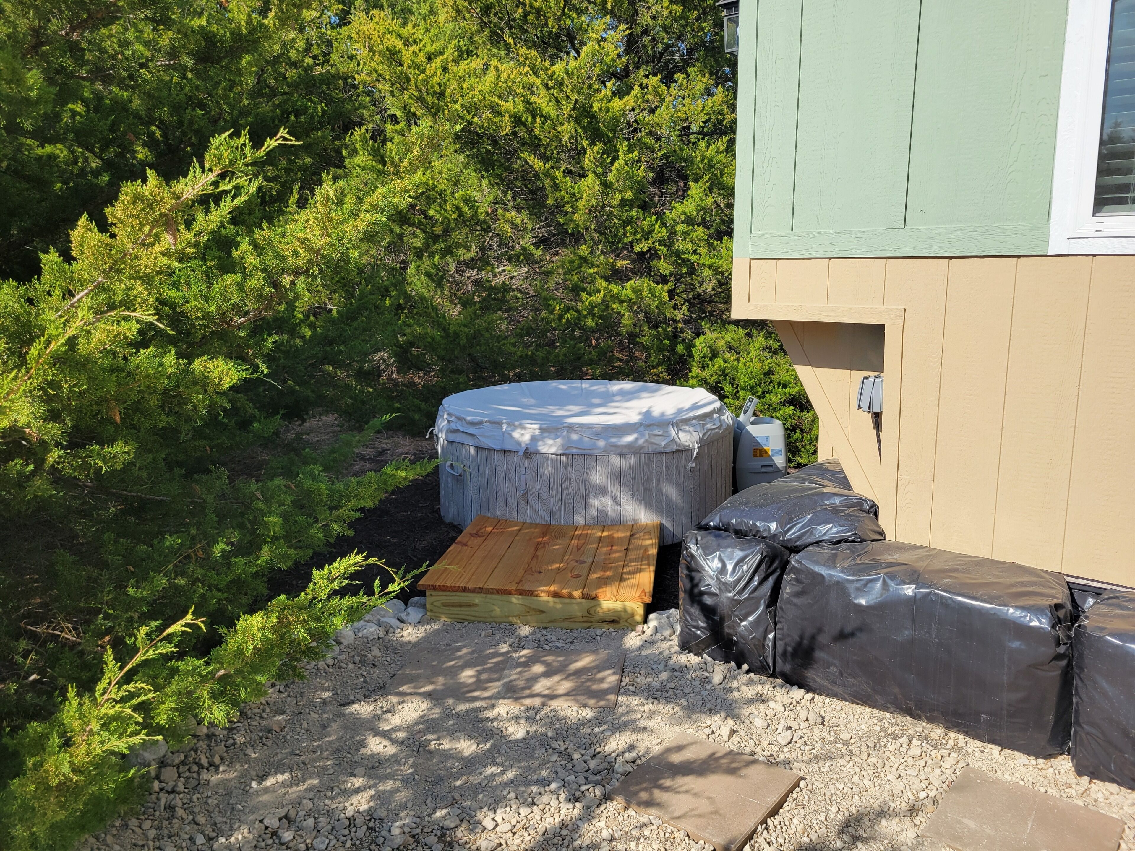 Bain à remous extérieur