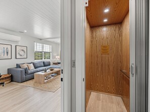 Smart TV - Beach Retreat! Paddleboards, Bikes, & Beach Gear! (Cortez)