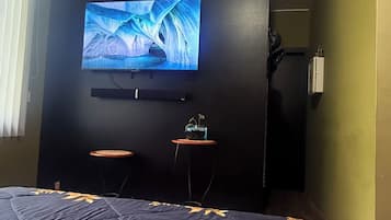 3 soverom, skrivebord, strykejern/-brett og wi-fi (inkludert)