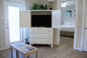 Iron/ironing board, WiFi, bed sheets - Compass Bayfront Condo-  A3; Pool & Close to Beach (Corpus Christi)