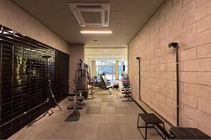 المنطقة المحيطة بالمنشأة