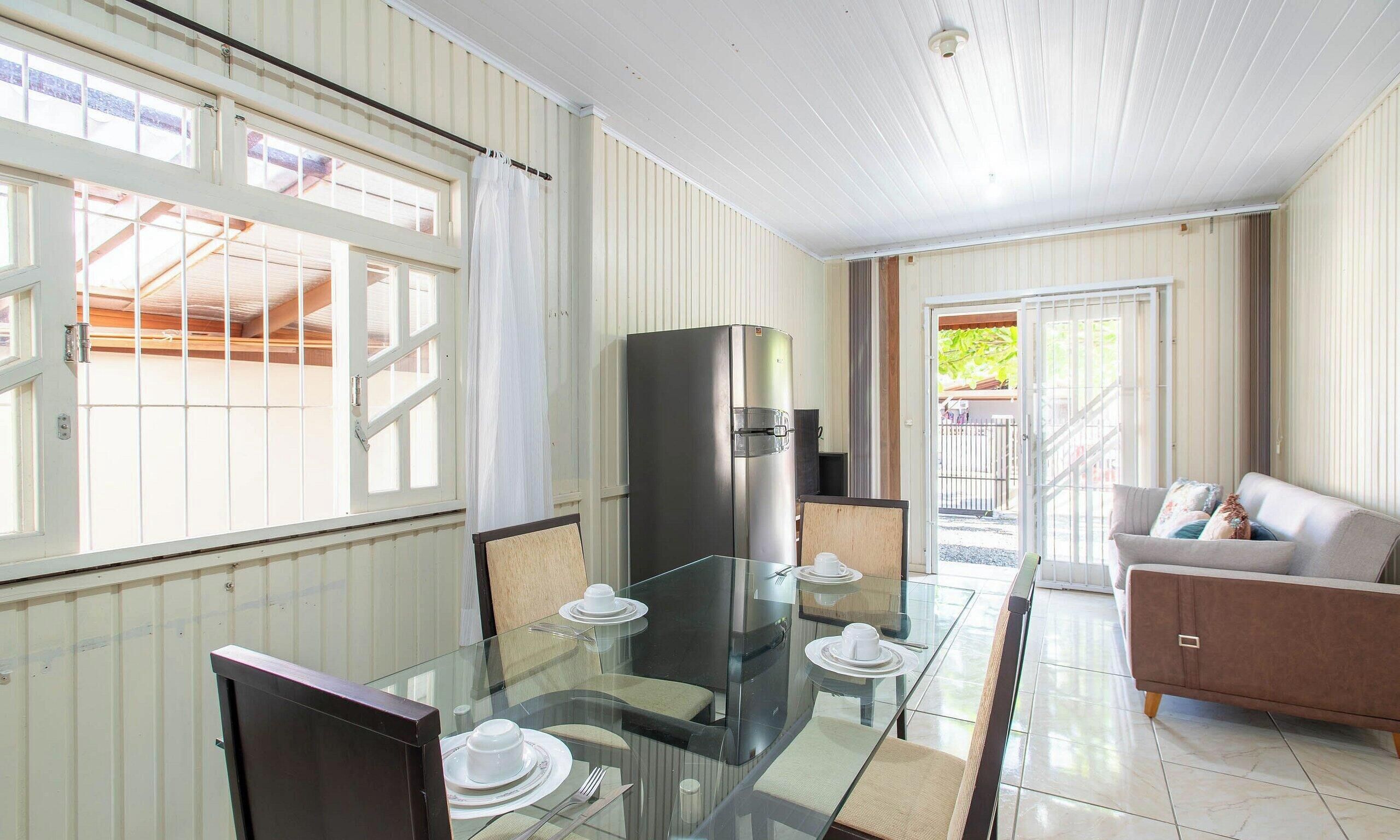 基本公寓 | 用餐區