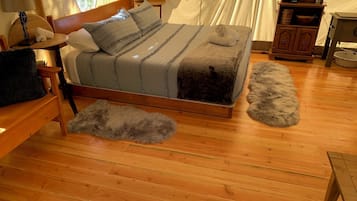 1 camera, accesso a Internet, lenzuola