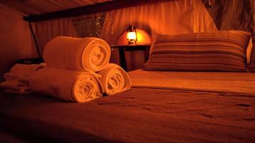 1 bedroom, internet, bed sheets