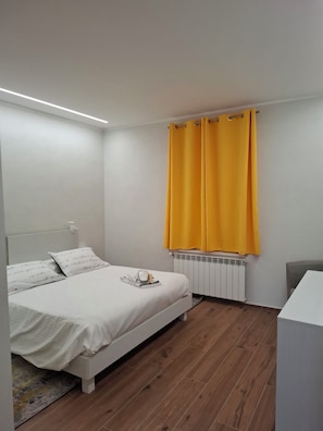 Deluxe Apartment, Garden View | Blackout drapes, iron/ironing board, free WiFi - Garden Lodge (Piacenza)