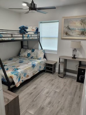 3 Schlafzimmer, Bügeleisen/Bügelbrett, WLAN, Bettwäsche