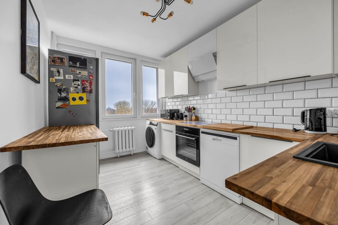 Réfrigérateur, four, plaque de cuisson, lave-vaisselle