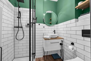 Hair dryer, towels - Warsaw Stadium - 7th Floor, Balcony - by Rentujemy (Warszawa)