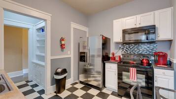 Fridge, microwave, coffee/tea maker, toaster