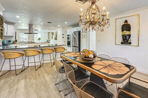Dining - Near 5th Ave & Beach! Family-Friendly Naples Home (Naples)
