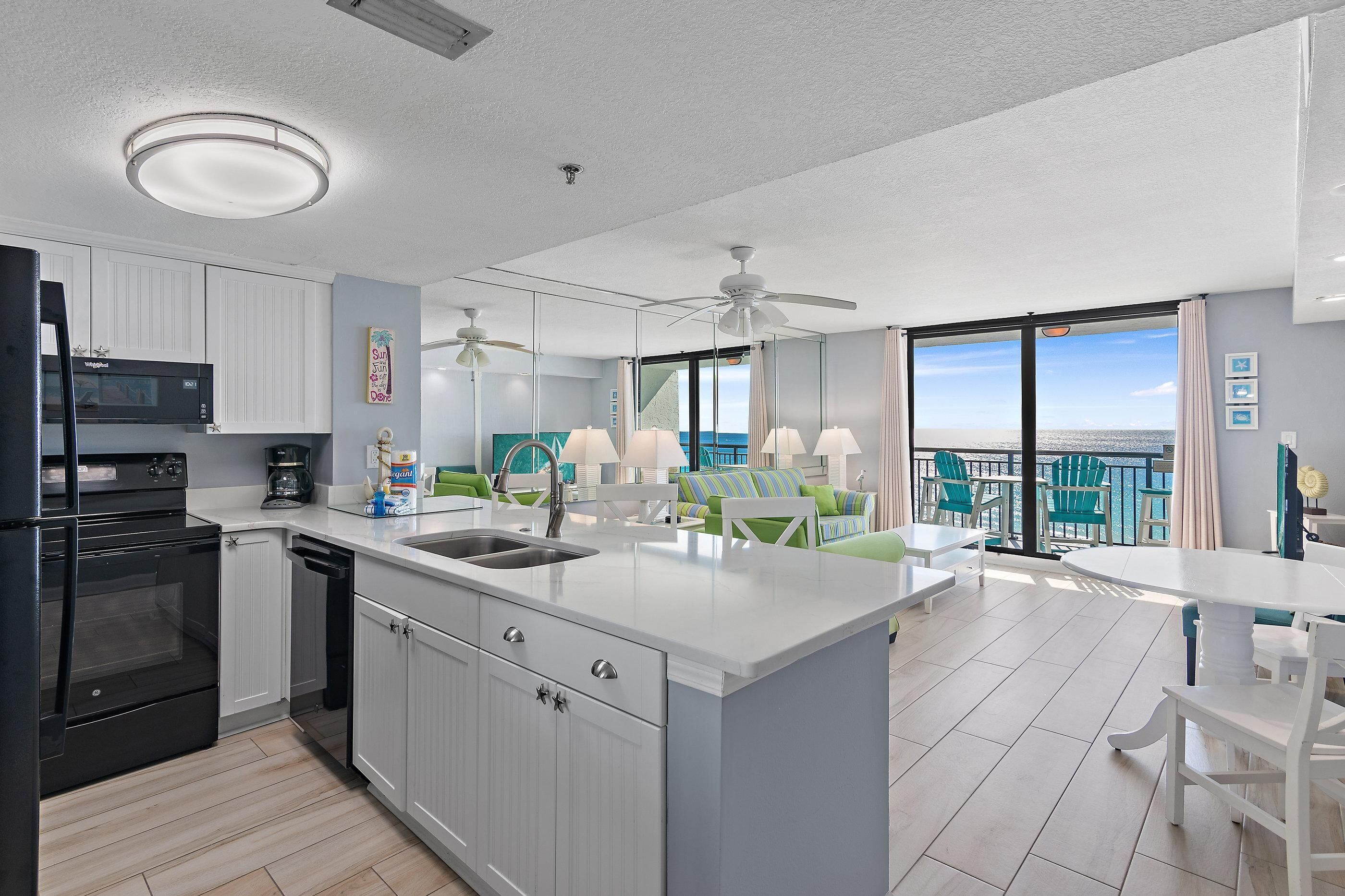 Condo, 1 King Bed with Sofa bed (SunDestin 909) | Private kitchen