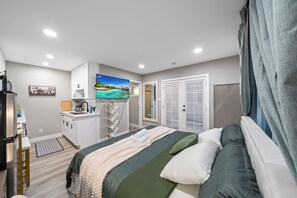 1 slaapkamer, een bureau, gratis wifi, beddengoed