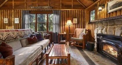 Historic Steiner log cabin on Mt Hood