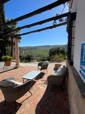 Terrace/patio - La Hacienda de Ronda (Ronda)