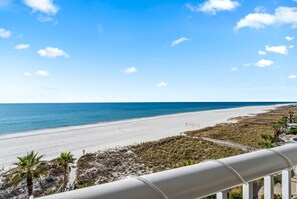 Beach nearby - Summer House 605B - Gulf Front (Orange Beach)