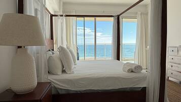 Apartment | Down comforters, individually decorated, individually furnished