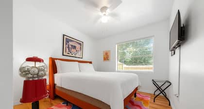 The Happy Haven Near Manatee Tours