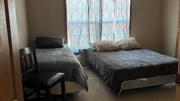 8 bedrooms, iron/ironing board, WiFi, bed sheets