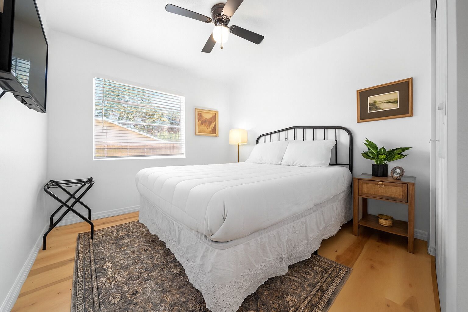 3 bedrooms, iron/ironing board, free WiFi