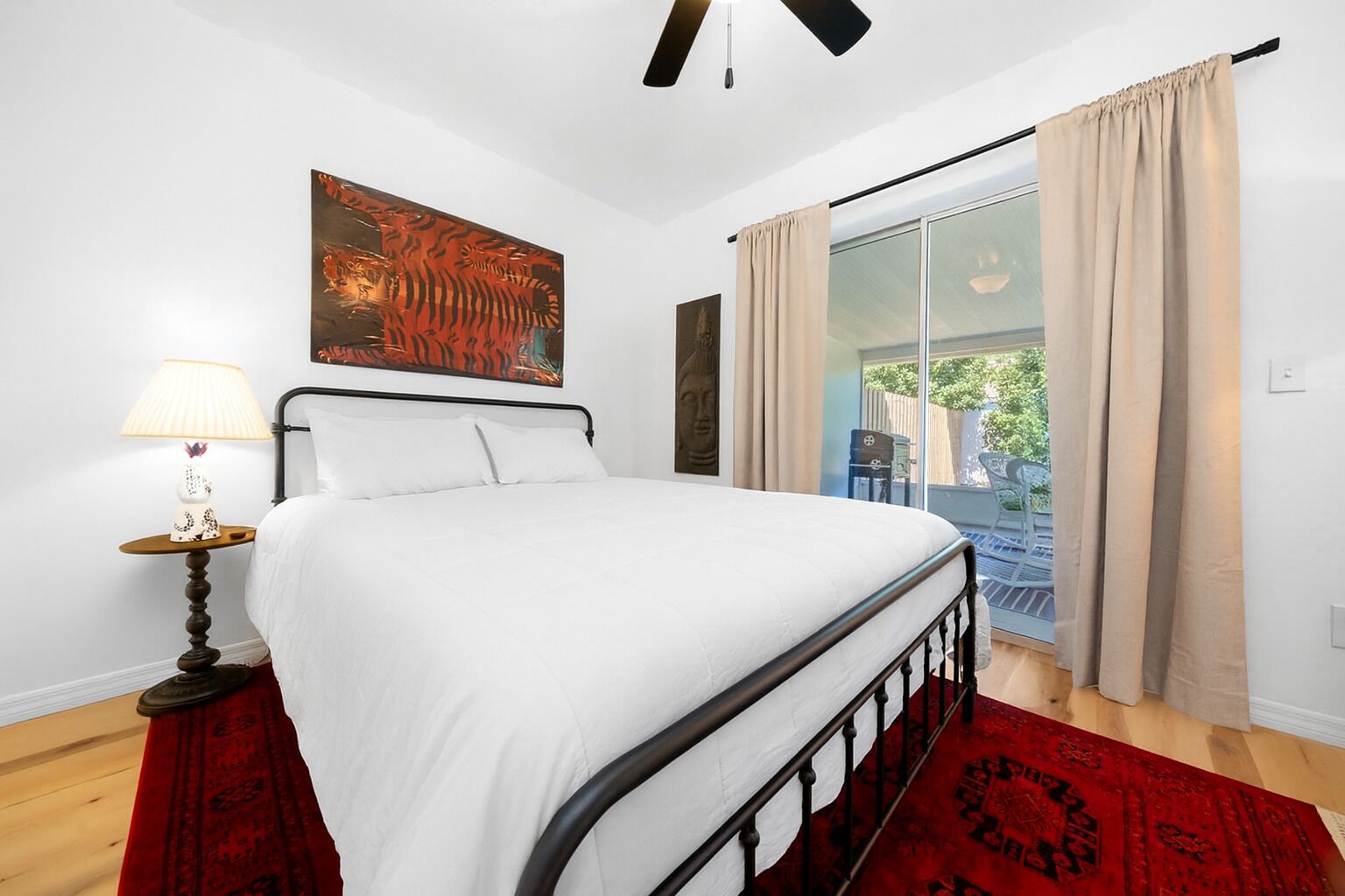 3 bedrooms, iron/ironing board, free WiFi