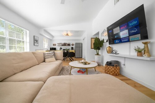 Drift & Dream Getaway Pet-Friendly 