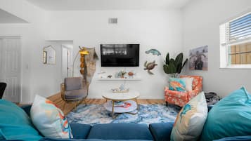 Casa, 3 camere da letto, non fumatori, animali ammessi | Area soggiorno | TV