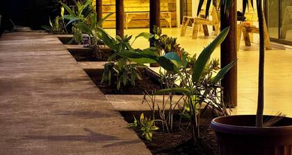 Makihi Suites