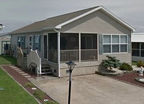 Exterior - Pop Pop's Place in Montego Bay (Ocean City)