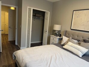1 chambre, fer et planche à repasser, Wi-Fi, draps fournis