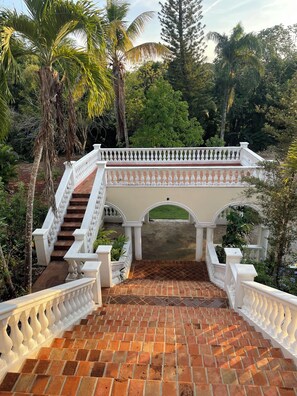 Property grounds - The Tropical Castle (disconnect from civilization) (Cabrera)