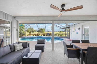 Golf-Course Retreat! Cozy Renovated 2BR/2BA Home w/ Private Pool