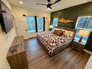 2 makuuhuonetta, silitysrauta/-lauta, Wi-Fi, vuodevaatteet