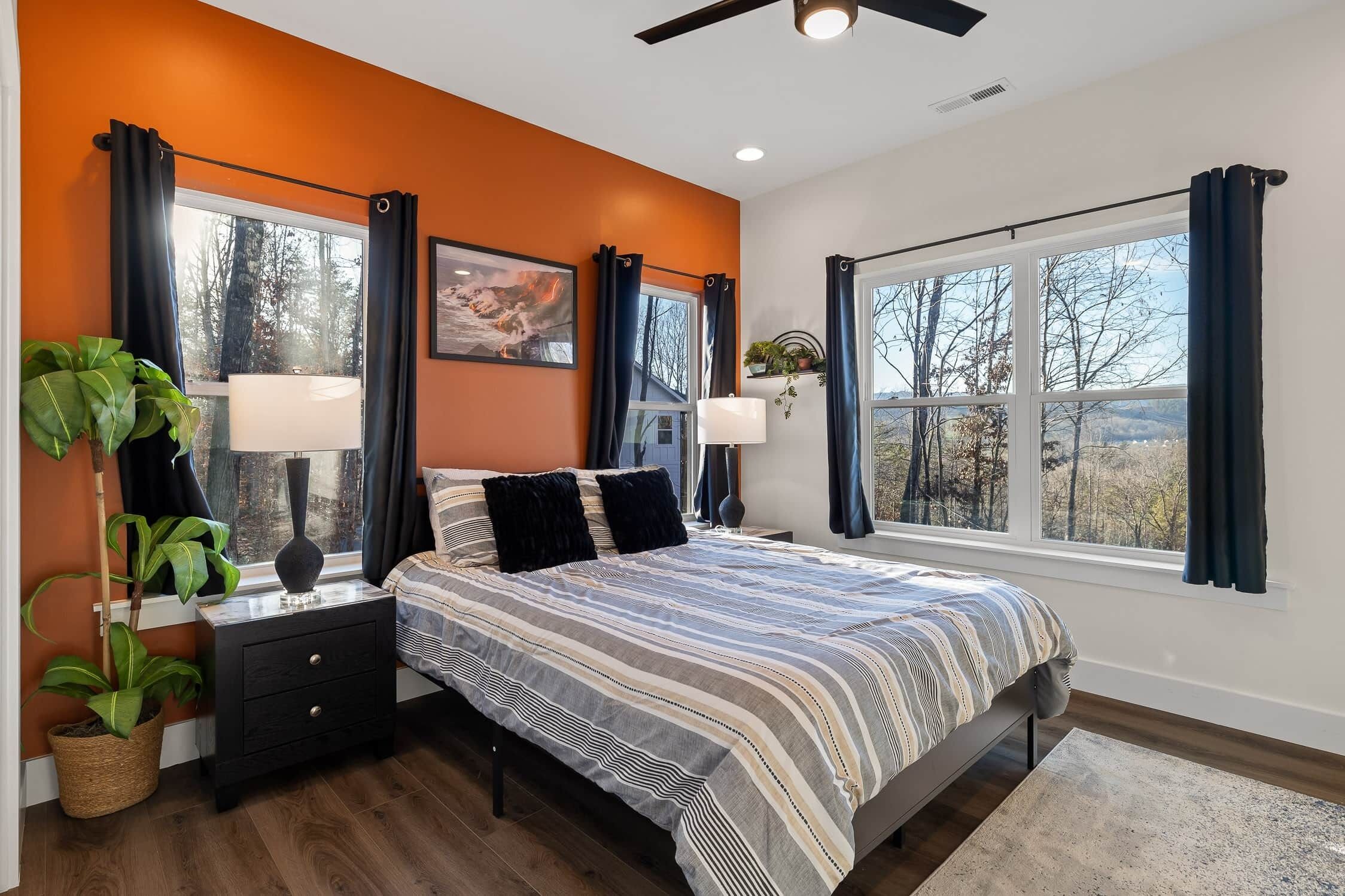 2 habitaciones, tabla de planchar con plancha, wifi y ropa de cama 