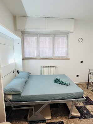 1 bedroom, iron/ironing board, WiFi, bed sheets - Roxy's House M1 Rondo Sesto San Giovanni MILAN 15 m DUOMO RHO FIERA/SAN SIRO (Sesto San Giovanni)