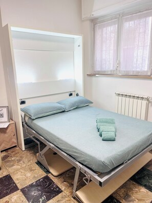 Fer et planche à repasser, Wi-Fi, draps fournis