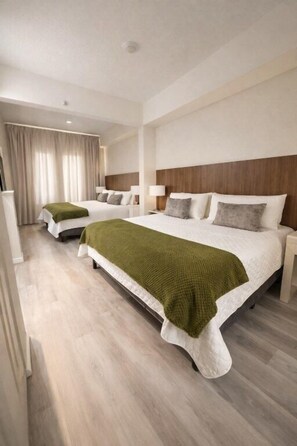 2 habitaciones, tabla de planchar con plancha, wifi y ropa de cama