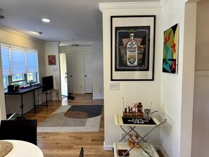 Interior - ECO-LUX for Family & Friends (Sunny Bunny Tartan) (Pittsburgh)