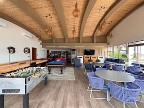 تناول الطعام