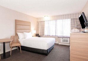 مكتب ومكواة/لوح كي وواي فاي مجانًا وملاءات أسرّة