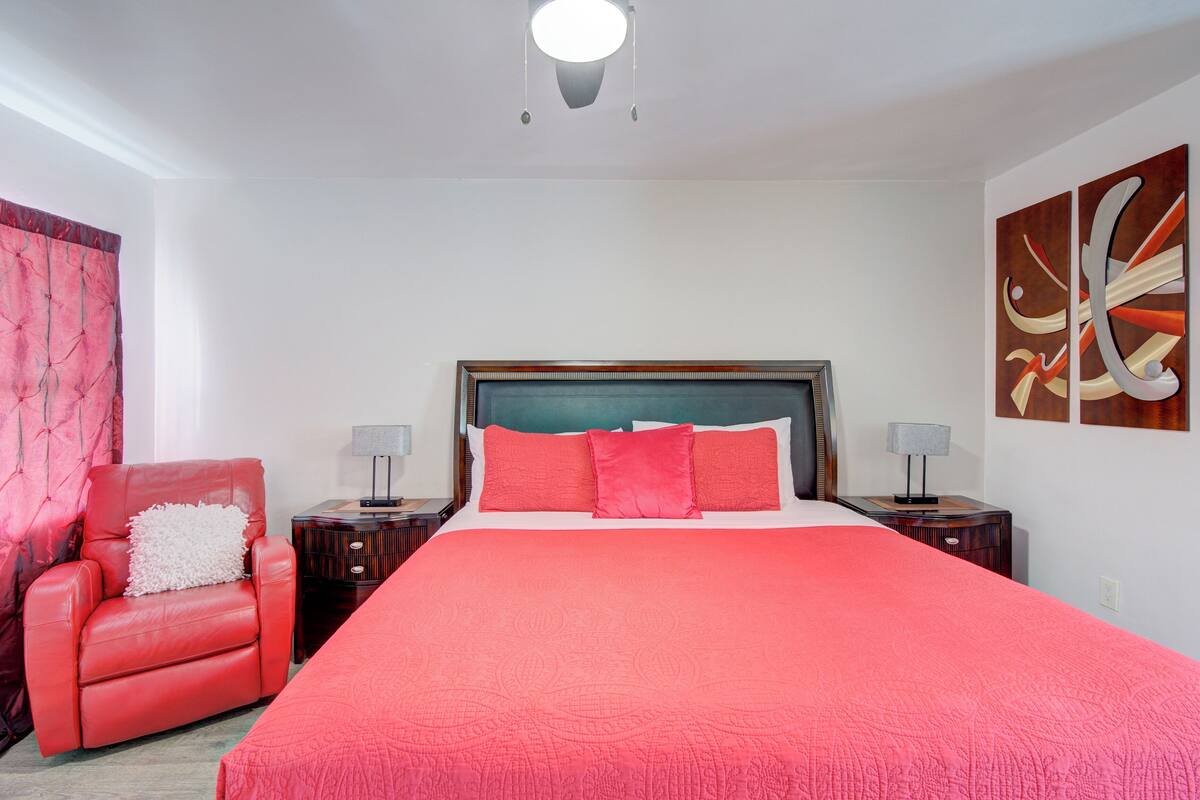 Chambre Deluxe, 1 très grand lit, non-fumeur