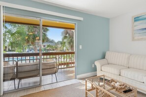 Smart TV, video games, DVD player, books - Coastal Sarasota Retreat Near Siesta Key with Pool View and Screened Lanai (Sarasota)