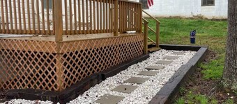 Patriotic Studio Stay Supports Our Veterans