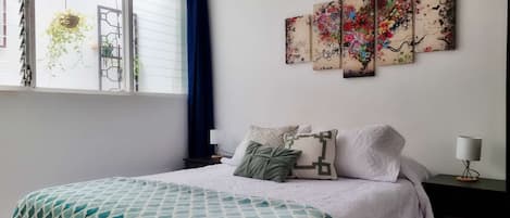1 bedroom, desk, WiFi, bed sheets
