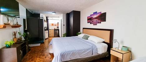 1 bedroom, WiFi, bed sheets